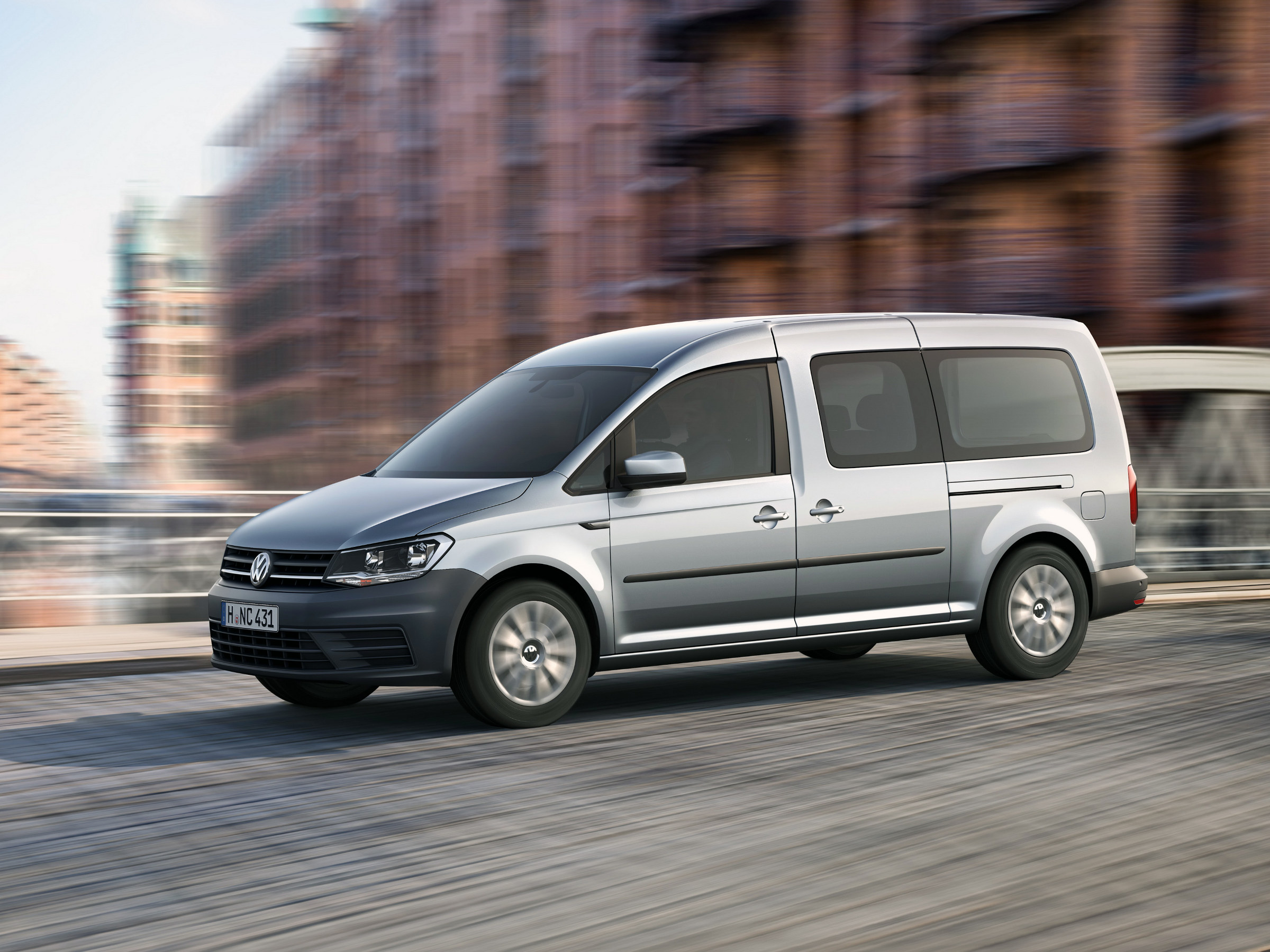 Комплектация Volkswagen Caddy Maxi минивэн (Фольксваген) Conceptline 1.6  MT. Купить в Мытищах. Технические характеристики и цена